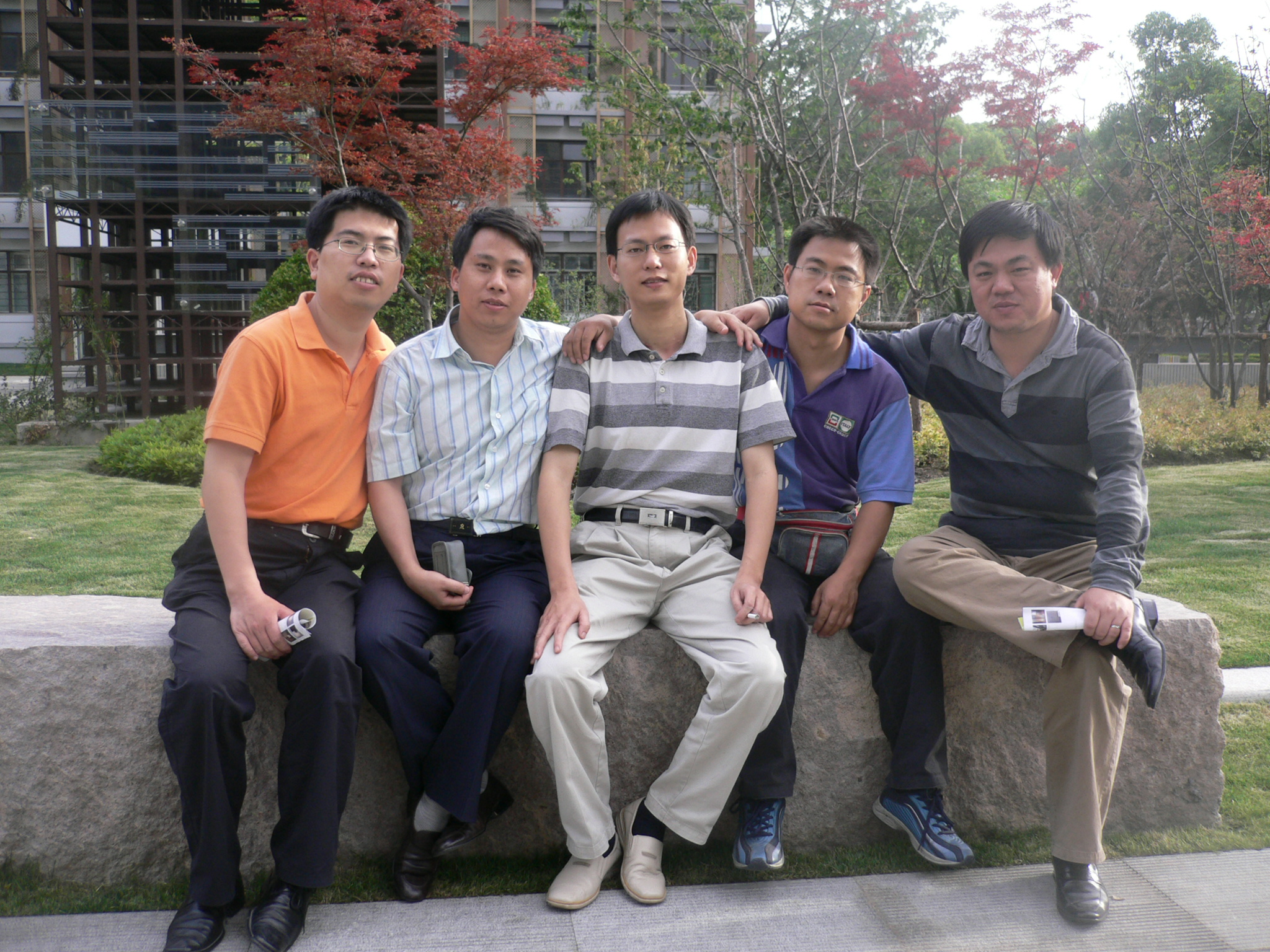 五人合影